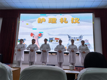 以礼仪风采 塑天使情怀丨贵州工程职业学院成功举办第一届护理礼仪大赛(图2)