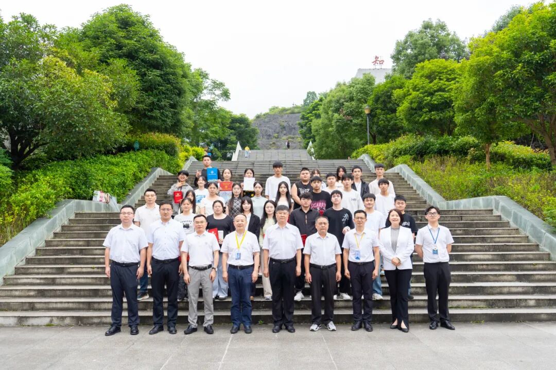 匠心筑梦 启航未来丨我校举行2025届毕业典礼(图11)