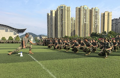 军训虽然辛苦,但全力以赴的自己值得骄傲(图4) 军训虽然辛苦,但全力以赴的自己值得骄傲(图4)