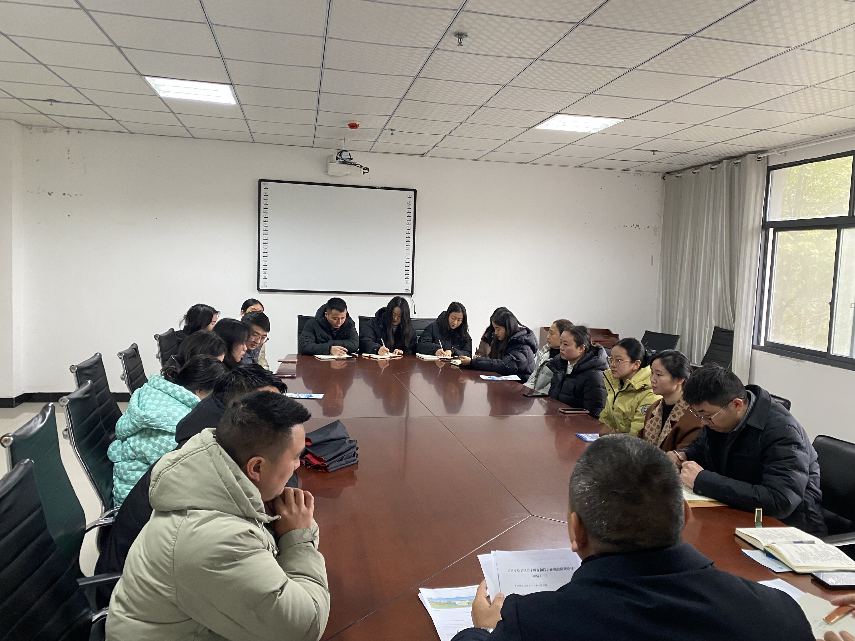 药学院召开树立和践行正确政绩观 学习教育工作启动部署会(图1) 药学院召开树立和践行正确政绩观 学习教育工作启动部署会(图1)