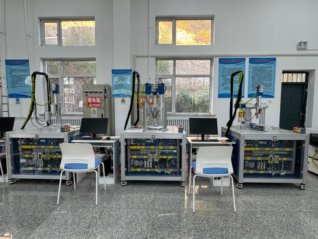 人工智能技术应用专业(图1)